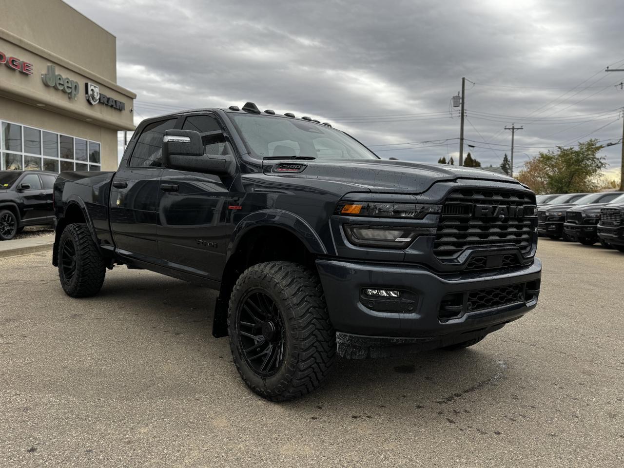 2025 Ram 2500 Big Horn Night Edition Crew Cab 4x4 | Rig Ready Ram | Turbo Diesel | Towing | Heated Seats | NAV Redwater AB