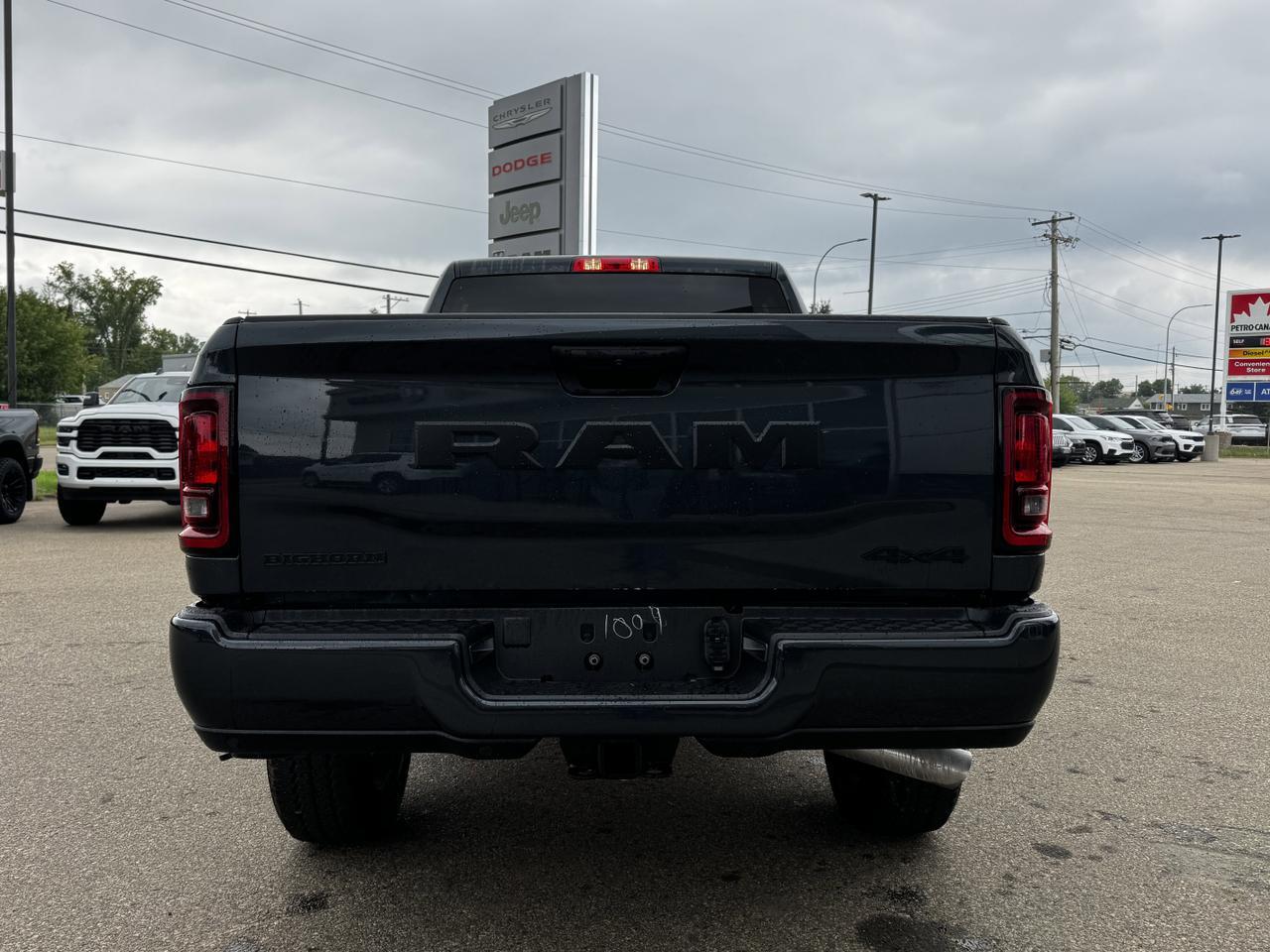 2025 Ram 2500 Big Horn Night Edition Crew Cab 4x4 | Turbo Diesel | Towing | Heated Seats | NAV Redwater AB