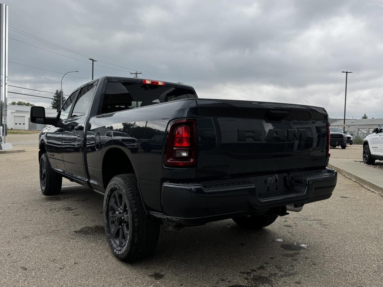 2025 Ram 2500 Big Horn Night Edition Crew Cab 4x4 | Turbo Diesel | Towing | Heated Seats | NAV Redwater AB