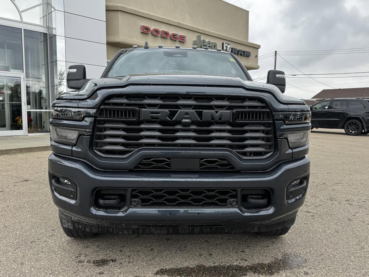 2025 Ram 2500 Big Horn Night Edition Crew Cab 4x4 | Turbo Diesel | Towing | Heated Seats | NAV Redwater AB