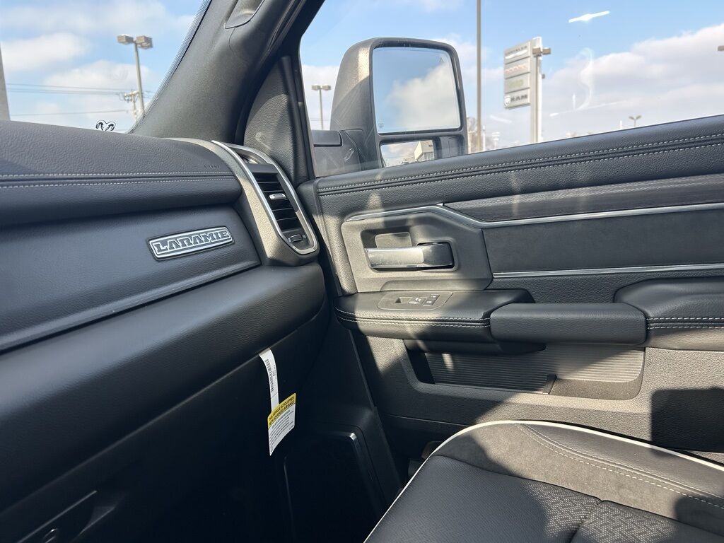 2025 Ram 2500 Laramie Crestwood KY