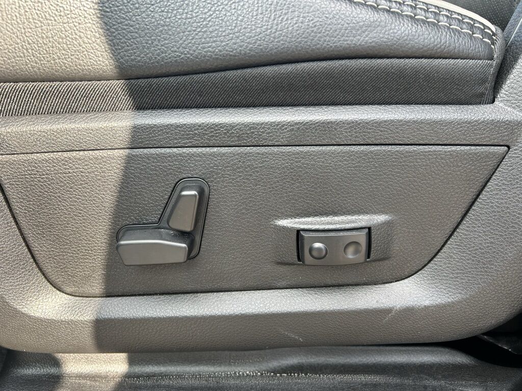 2025 Ram 2500 Laramie Crestwood KY