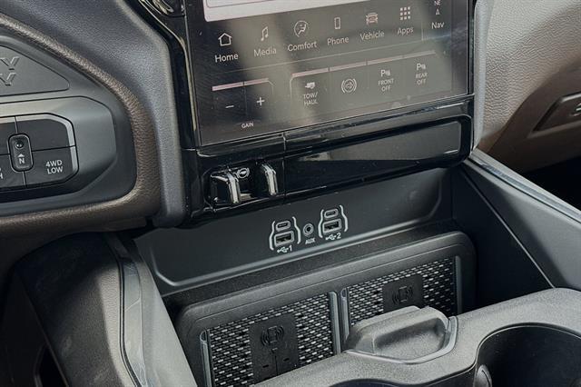 2025 Ram 2500 Laramie Crew Cab 4x4 6&apos;4&quot; Box Morgan Hill CA