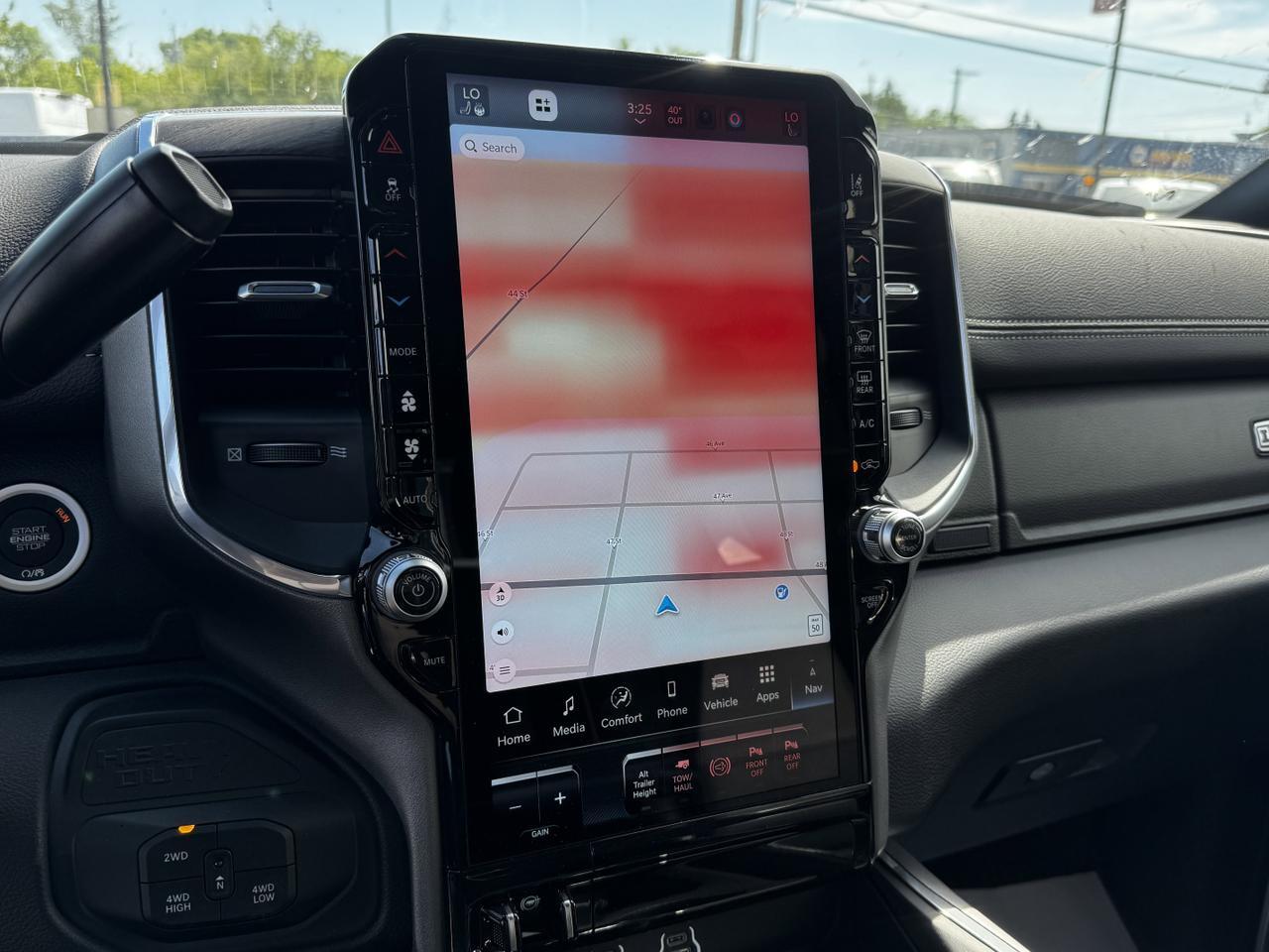 2025 Ram 2500 Laramie Night Edition Crew Cab 4x4 | Cummins | Sport Hood | Sunroof | NAV Redwater AB