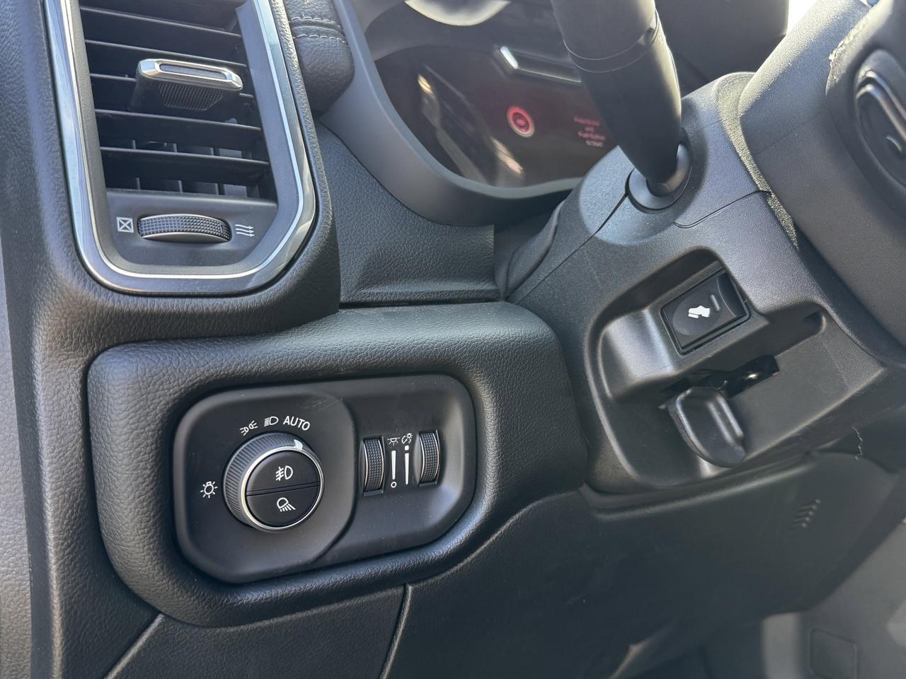2025 Ram 2500 Laramie Night Edition Crew Cab 4x4 | Cummins | Sport Hood | Sunroof | NAV Redwater AB
