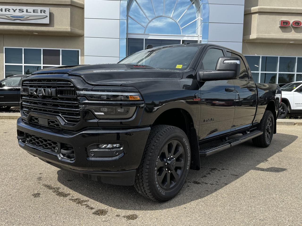 2025 Ram 2500 Laramie Night Edition Crew Cab 4x4 | Cummins | Sport Hood | Sunroof | NAV Redwater AB