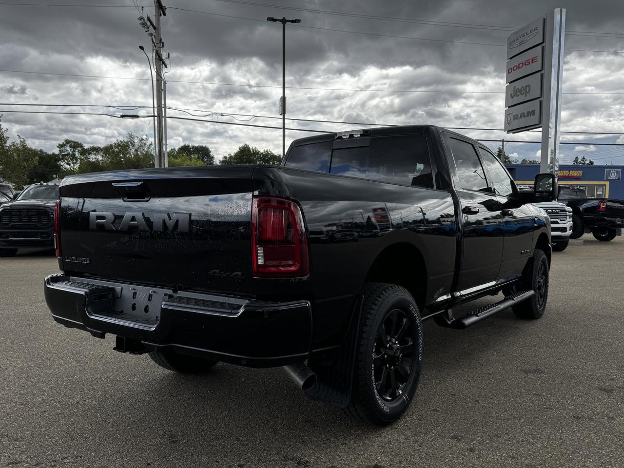 2025 Ram 2500 Laramie Night Edition Crew Cab 4x4 | Cummins Diesel | Leather | Heated Vented Seats | Sunroof Redwater AB
