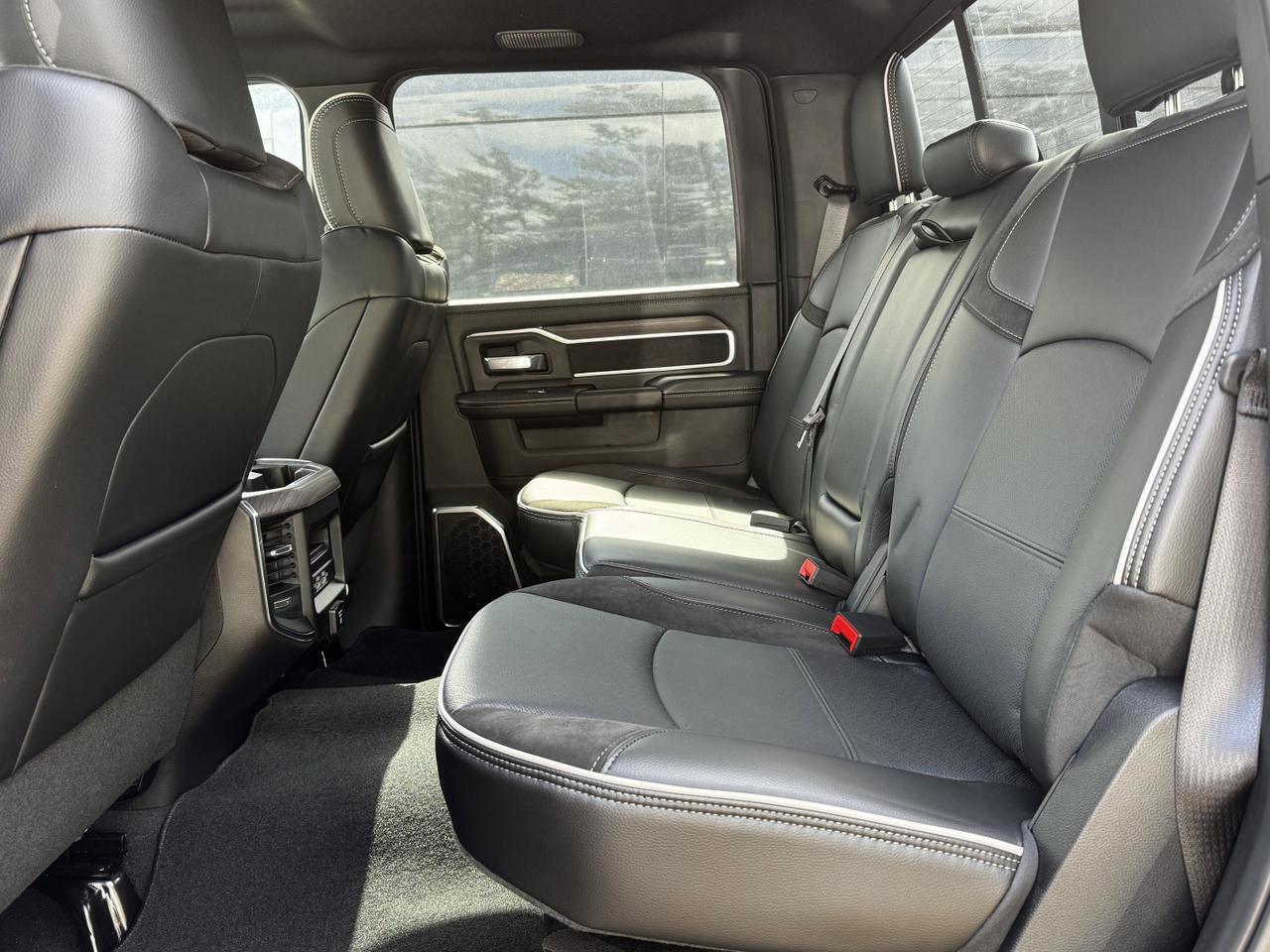 2025 Ram 2500 Laramie Night Edition Crew Cab 4x4 | Cummins Diesel | Leather | Heated Vented Seats | Sunroof Redwater AB
