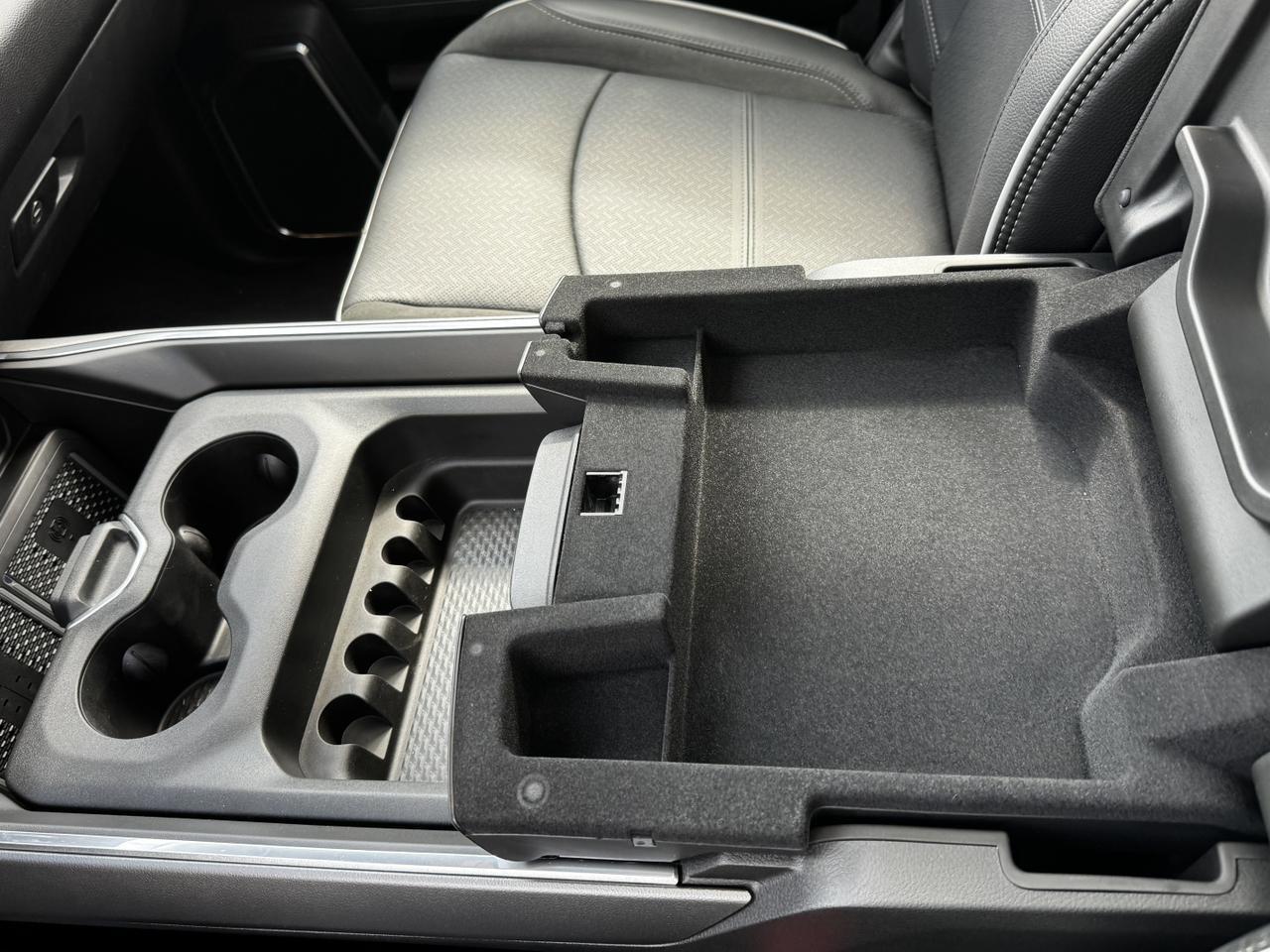 2025 Ram 2500 Laramie Night Edition Crew Cab 4x4 | Cummins Diesel | Leather | Heated Vented Seats | Sunroof Redwater AB