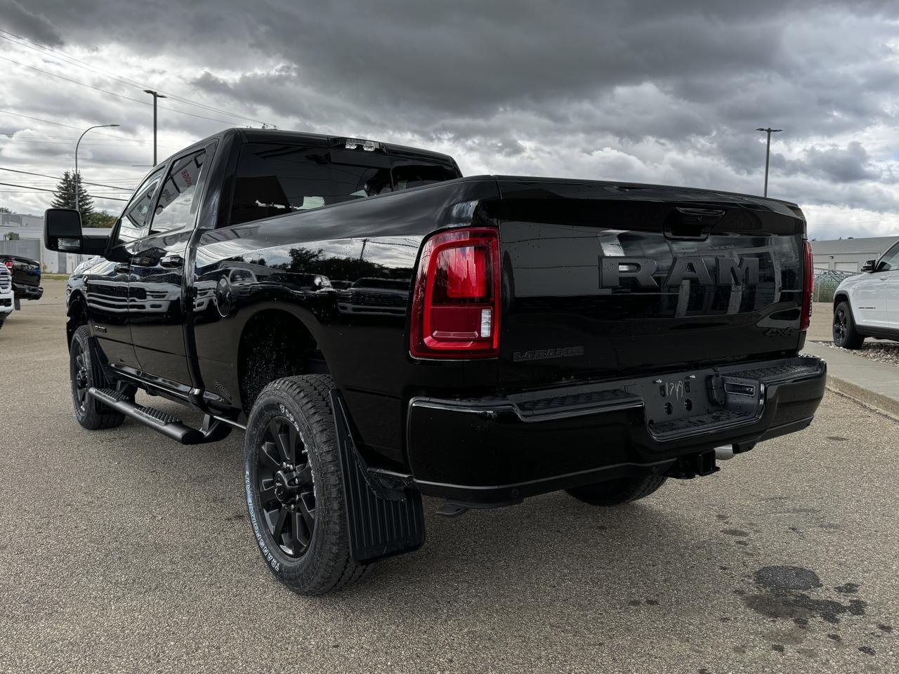 2025 Ram 2500 Laramie Night Edition Crew Cab 4x4 | Cummins Diesel | Leather | Heated Vented Seats | Sunroof Redwater AB
