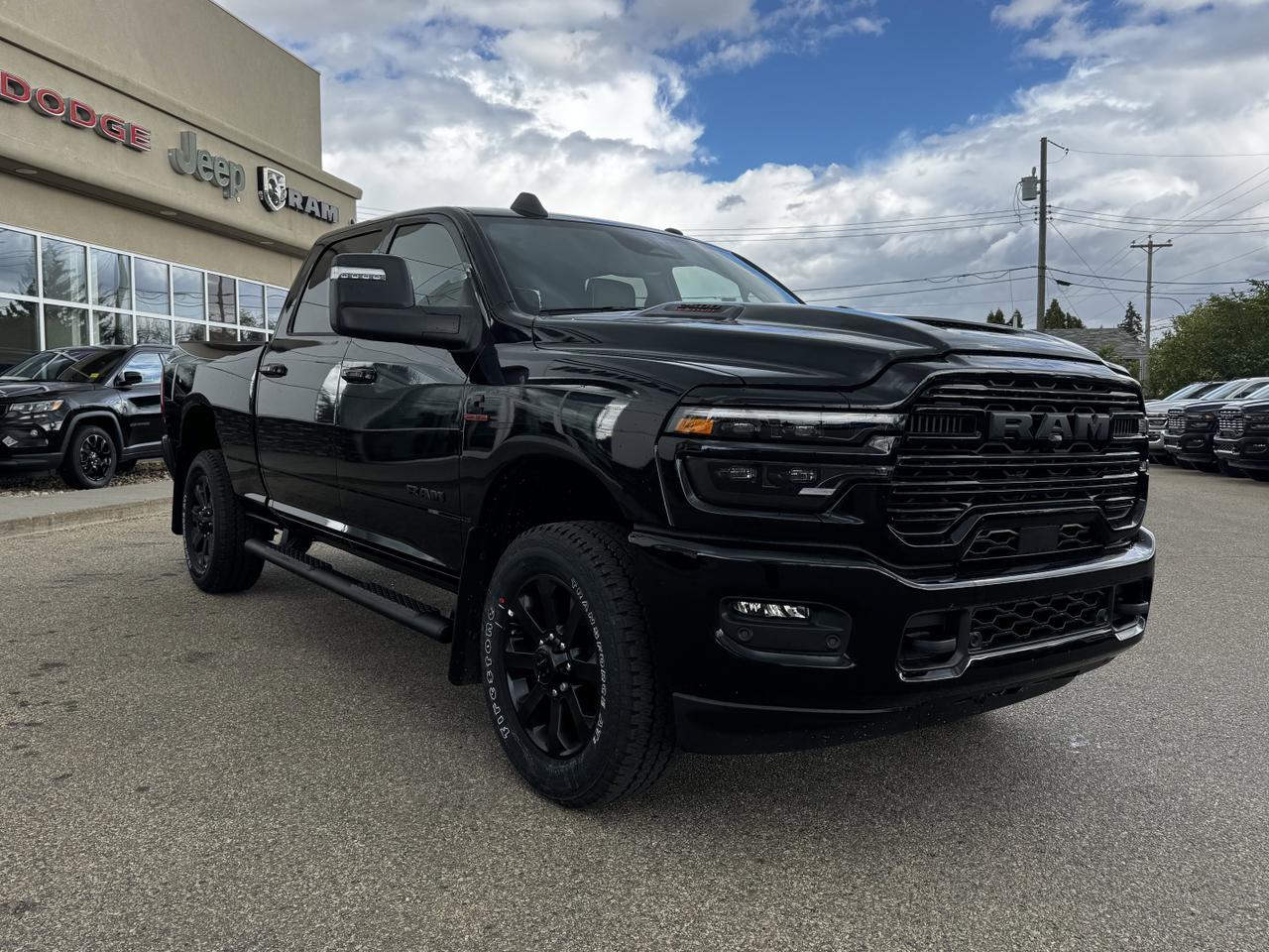 2025 Ram 2500 Laramie Night Edition Crew Cab 4x4 | Cummins Diesel | Leather | Heated Vented Seats | Sunroof Redwater AB