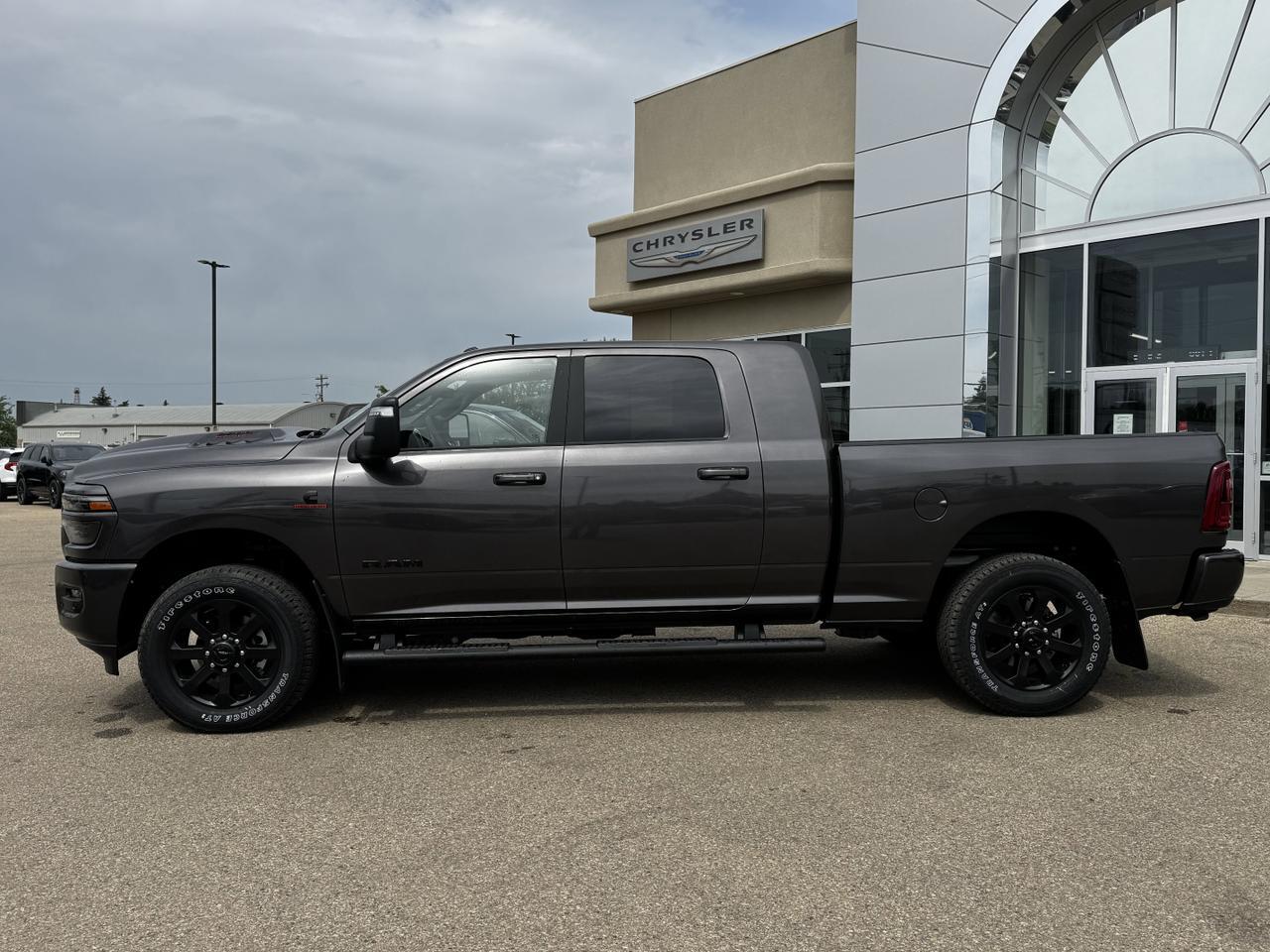 2025 Ram 2500 Laramie Night Edition Mega Cab 4x4 | Rig Ready Ram | Leather | Heated Vented Seats | Sunroof Redwater AB