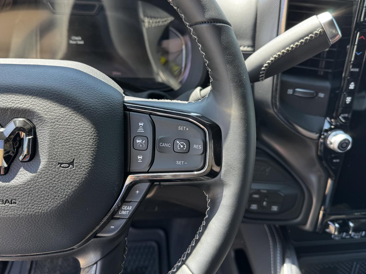 2025 Ram 2500 Limited Crew Cab 4x4 | Cummins Diesel | Heated Seats | Remote Start | Towing Redwater AB