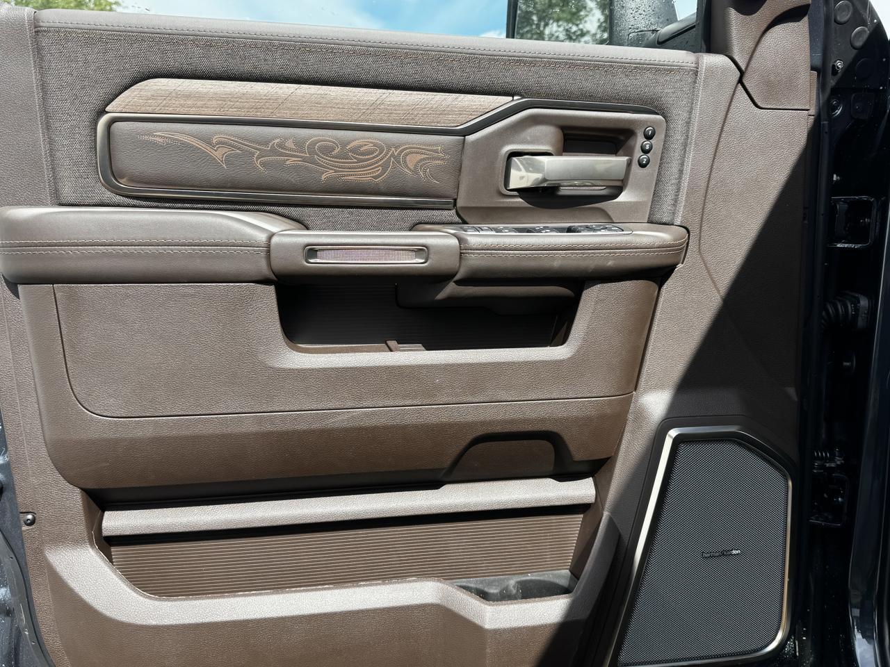 2025 Ram 2500 Limited Longhorn Crew Cab 4x4 | Cummins Diesel | Leather | Towing | Sunroof | Heated Vented Seats Redwater AB