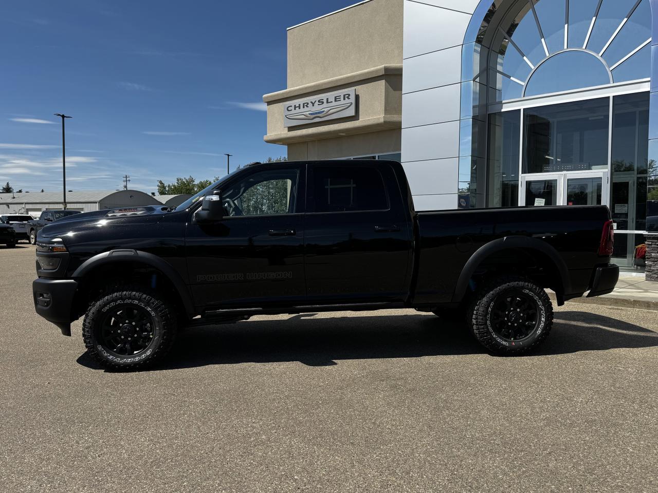 2025 Ram 2500 Power Wagon Crew Cab 4x4 | HEMI V8 HD | Leather | Sunroof | Sport Hood Redwater AB