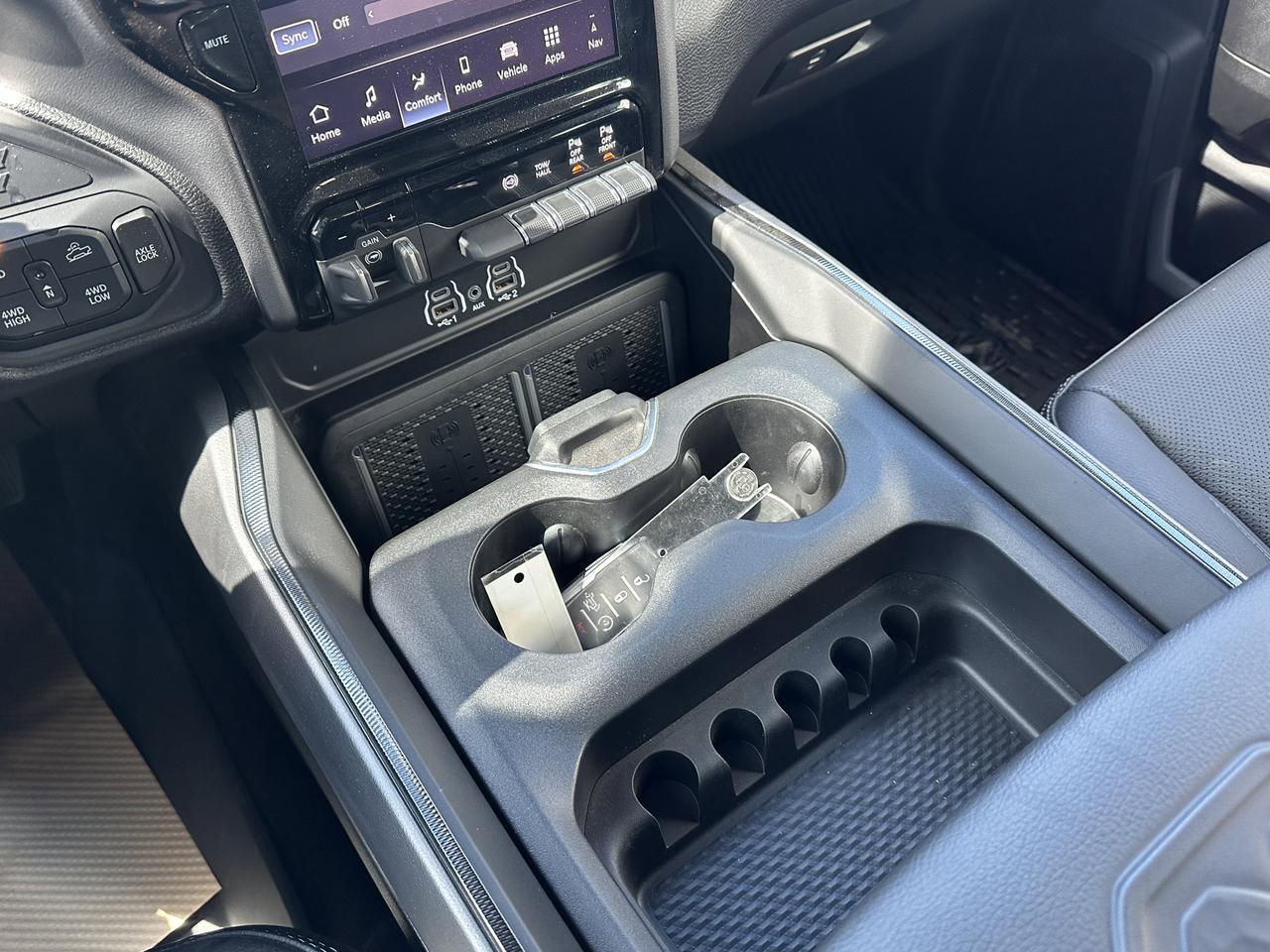 2025 Ram 2500 Rebel Crew Cab 4x4 | Cummins Diesel | Low KMs | NAV | Backup Camera | Tow Hooks Redwater AB