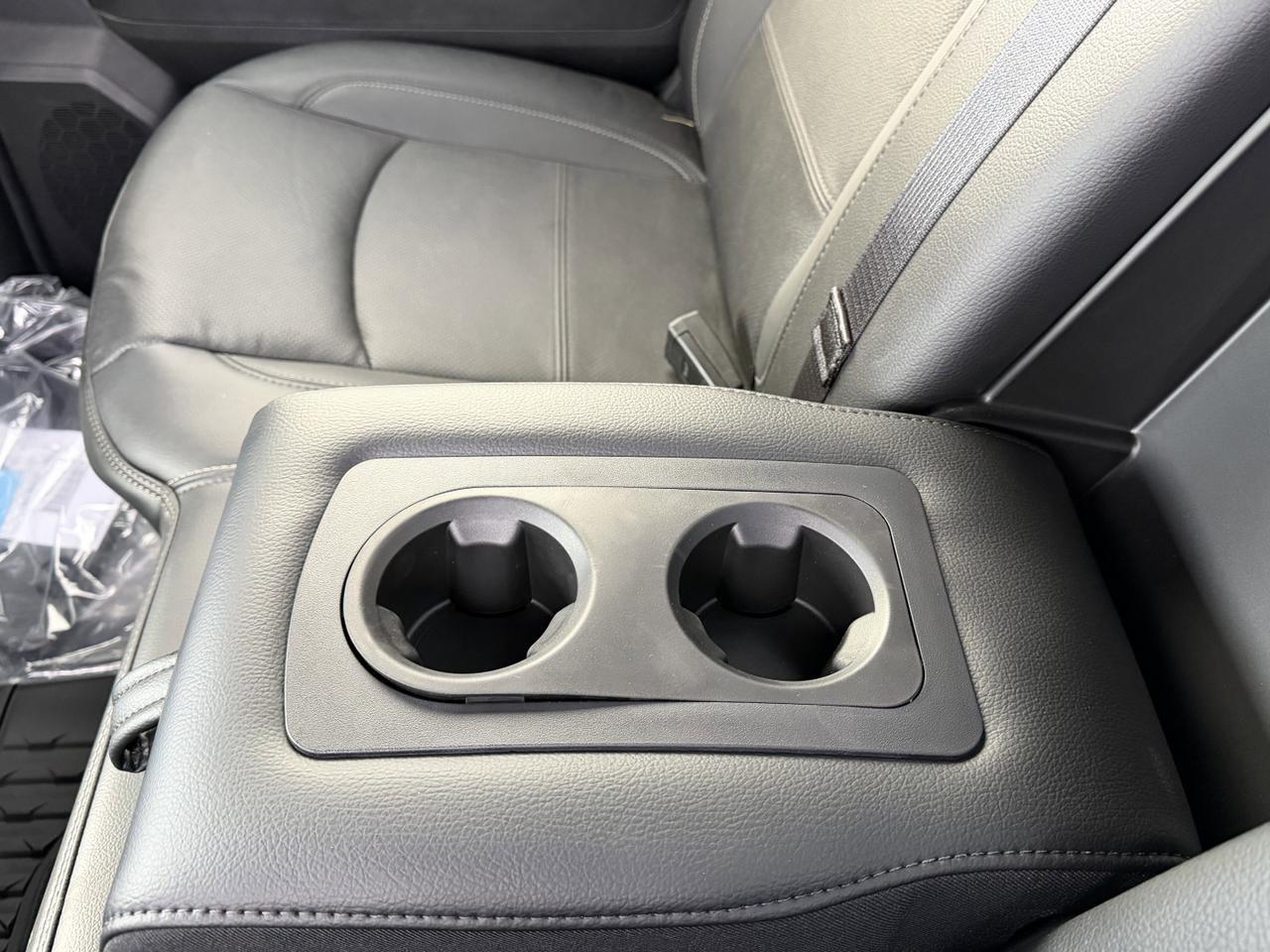 2025 Ram 2500 Rebel Crew Cab 4x4 | Cummins Diesel | Low KMs | NAV | Backup Camera | Tow Hooks Redwater AB