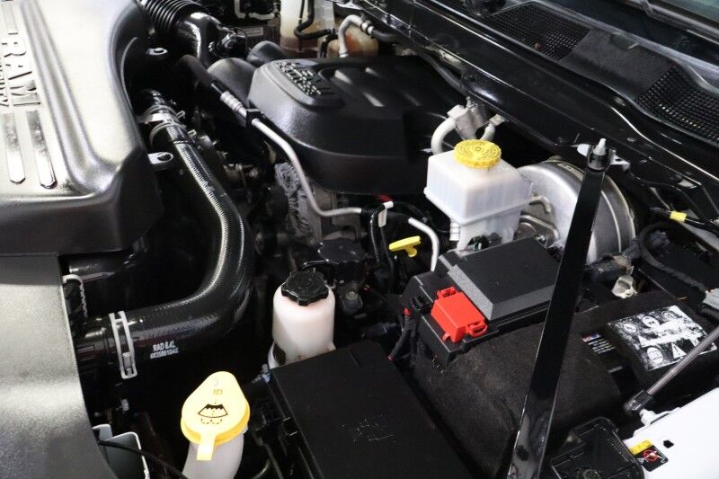 2025 Ram 2500 Tradesman 6.4L V8 Hemi 12in GPS Camera FREE WARRANTY Arlington TX