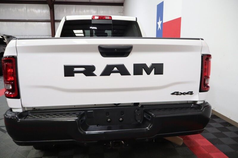 2025 Ram 2500 Tradesman 6.4L V8 Hemi 12in GPS Camera FREE WARRANTY Arlington TX