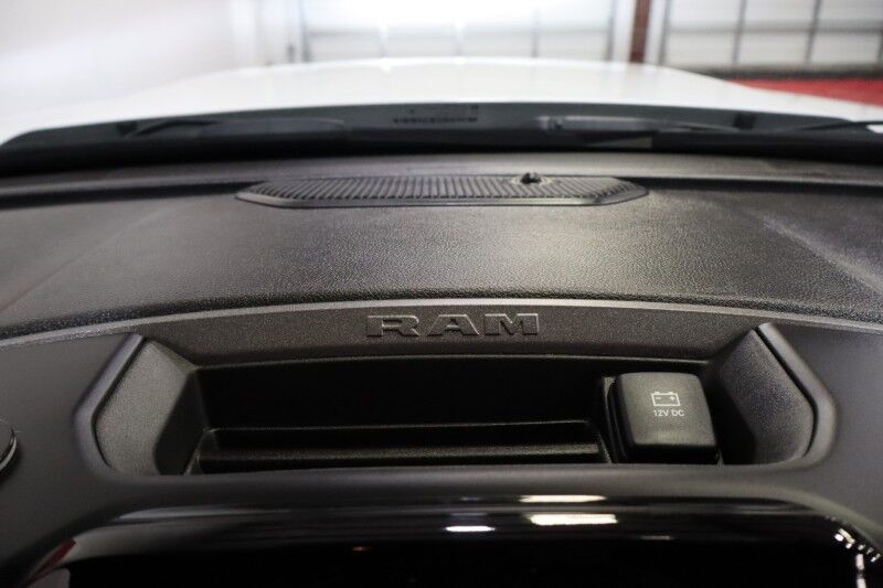 2025 Ram 2500 Tradesman 6.4L V8 Hemi 12in GPS Camera FREE WARRANTY Arlington TX