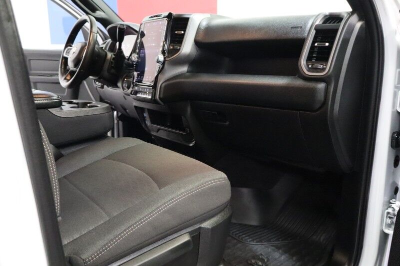 2025 Ram 2500 Tradesman 6.4L V8 Hemi 12in GPS Camera FREE WARRANTY Arlington TX