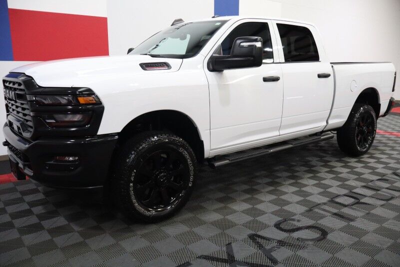 2025 Ram 2500 Tradesman 6.4L V8 Hemi 12in GPS Camera FREE WARRANTY