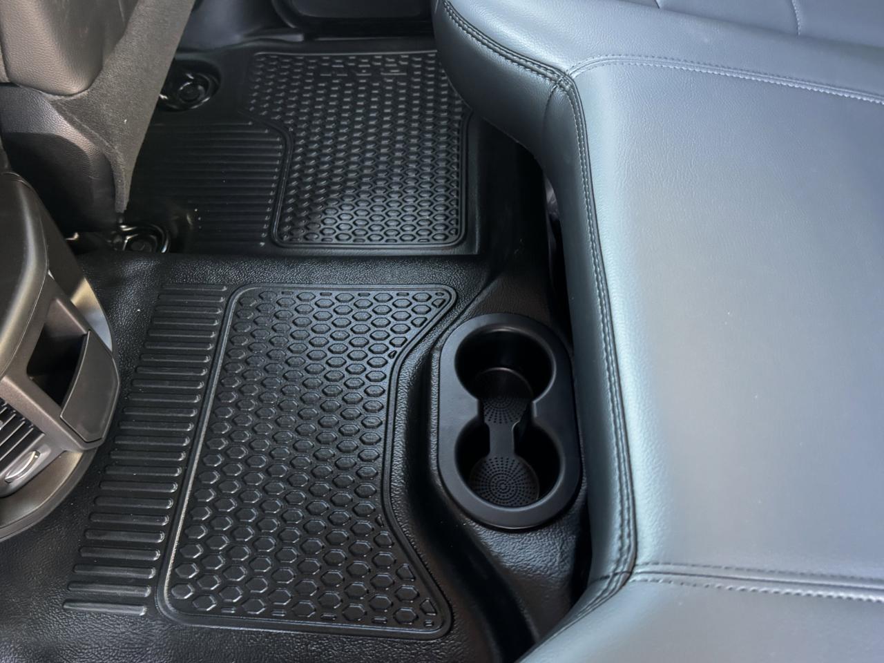 2025 Ram 2500 Tradesman Crew Cab 4x4 | Cummins Diesel | Front Bench | Towing | Chrome Redwater AB