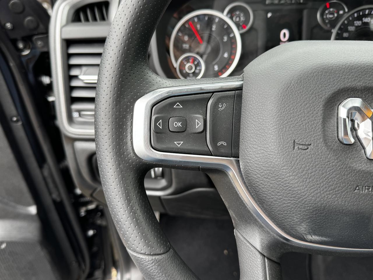 2025 Ram 2500 Tradesman Crew Cab 4x4 | Cummins Diesel | Front Bench | Towing | NAV | Backup Camera Redwater AB