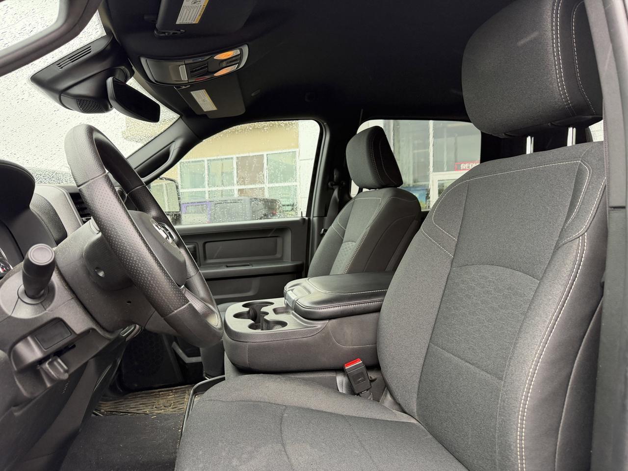 2025 Ram 2500 Tradesman Crew Cab 4x4 | HEMI V8 | Low KMs | 12IN Touchscreen | NAV | Backup Camera Redwater AB