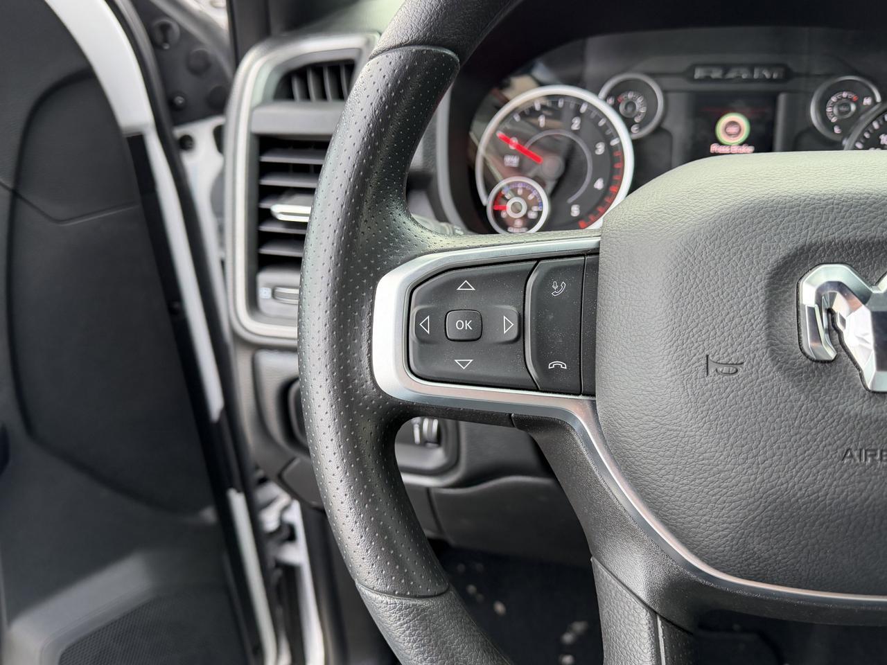 2025 Ram 2500 Tradesman Crew Cab 4x4 | HO Cummins Diesel | Tow Package | NAV | Bright White Redwater AB