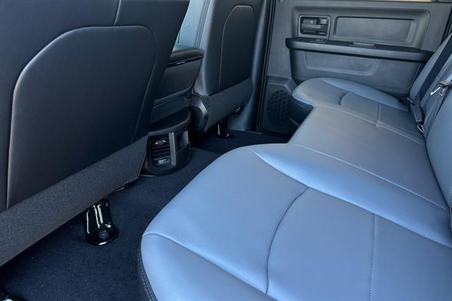 2025 Ram 2500 Tradesman Crew Cab 4x4 8&apos; Box Morgan Hill CA