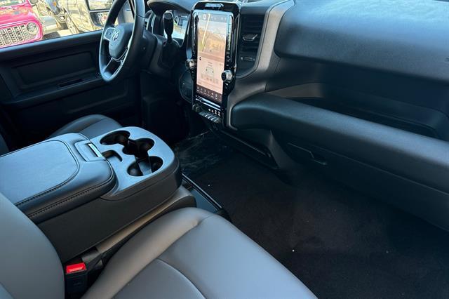 2025 Ram 2500 Tradesman Crew Cab 4x4 8&apos; Box Morgan Hill CA