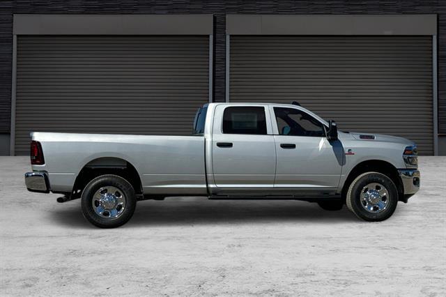 2025 Ram 2500 Tradesman Crew Cab 4x4 8&apos; Box Morgan Hill CA