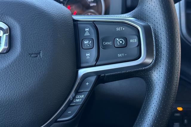2025 Ram 2500 Tradesman Crew Cab 4x4 8&apos; Box Morgan Hill CA