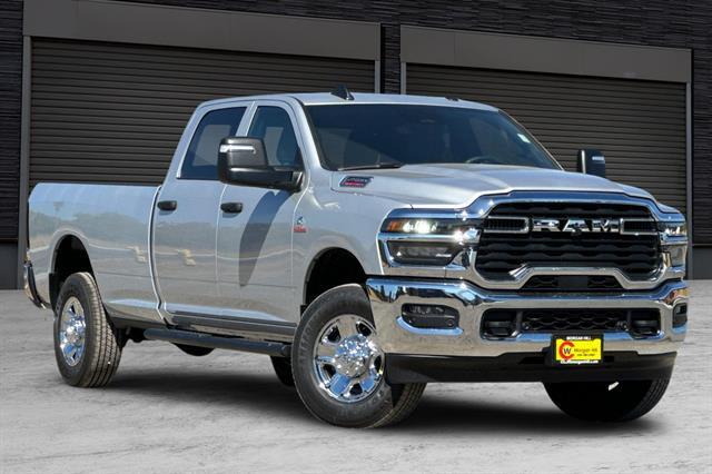 2025 Ram 2500 Tradesman Crew Cab 4x4 8&apos; Box Morgan Hill CA