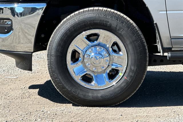 2025 Ram 2500 Tradesman Crew Cab 4x4 8&apos; Box Morgan Hill CA