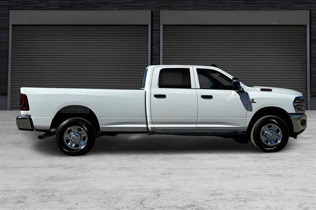 2025 Ram 2500 Tradesman Crew Cab 4x4 8&apos; Box Morgan Hill CA