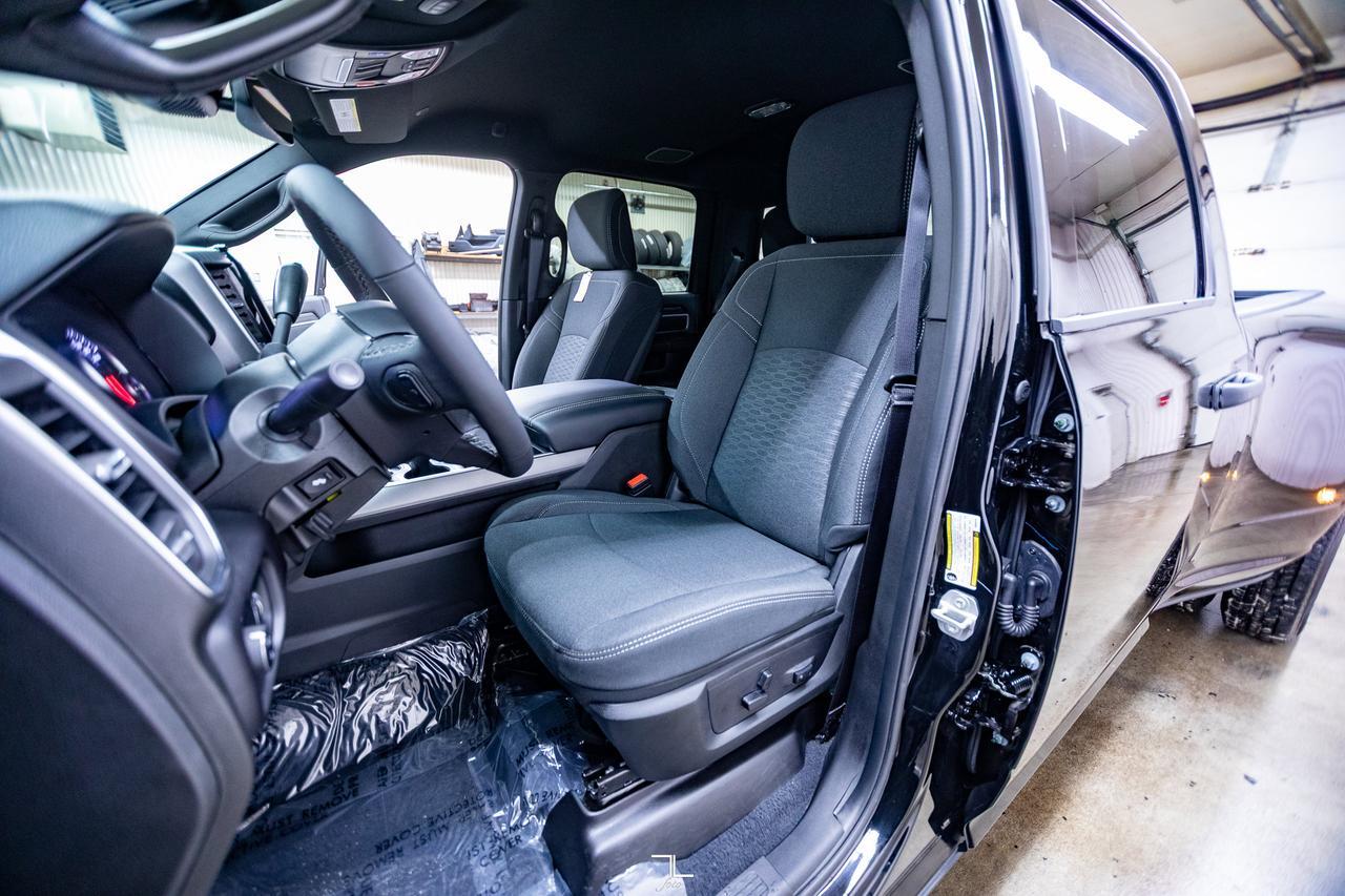 2025 Ram 3500 4x4 Crew Cab Big Horn Night Edition Dually Diesel Nav Red Deer AB