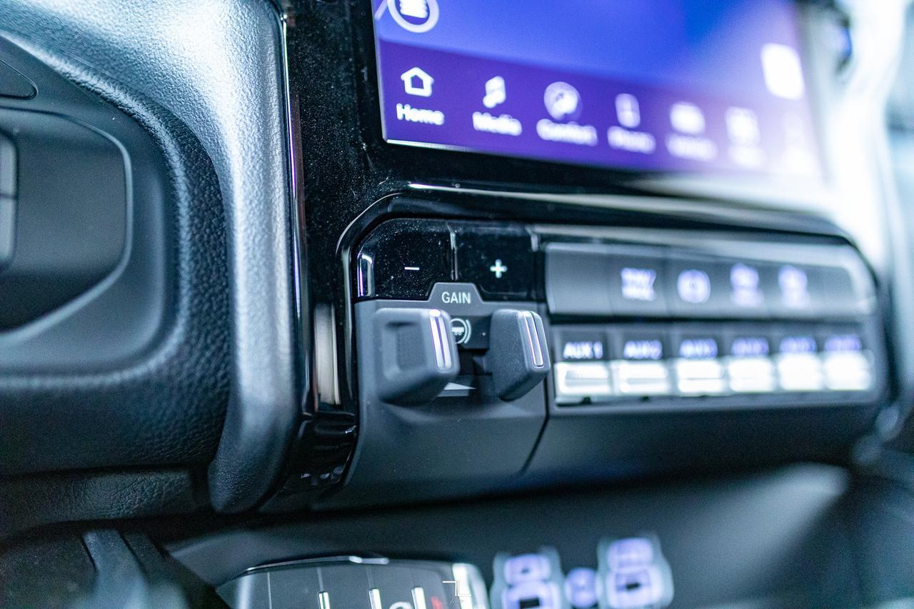 2025 Ram 3500 4x4 Crew Cab Big Horn Night Edition Dually Diesel Nav Red Deer AB