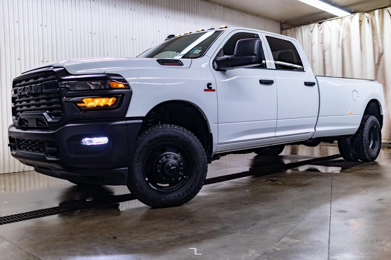 2025 Ram 3500 4x4 Crew Cab Tradesman Dually Diesel PSeat BCam Red Deer AB