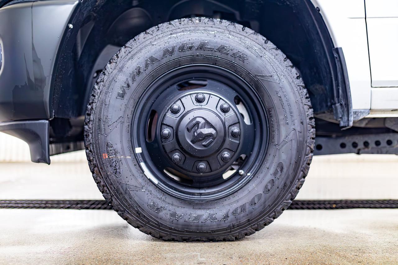 2025 Ram 3500 4x4 Crew Cab Tradesman Dually Diesel PSeat BCam Red Deer AB