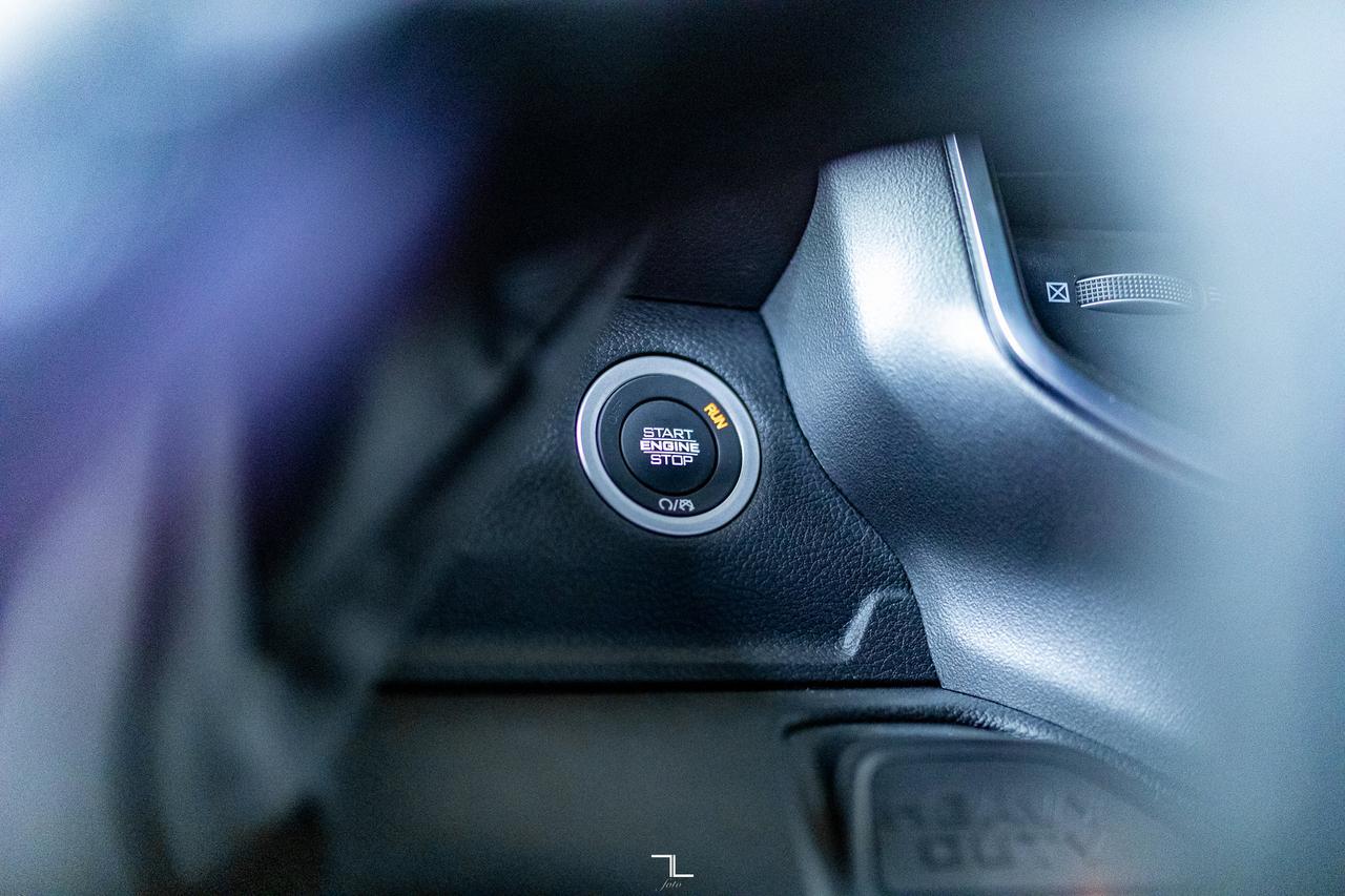 2025 Ram 3500 4x4 Crew Cab & Chassis Big Horn Dually Diesel Nav Red Deer AB