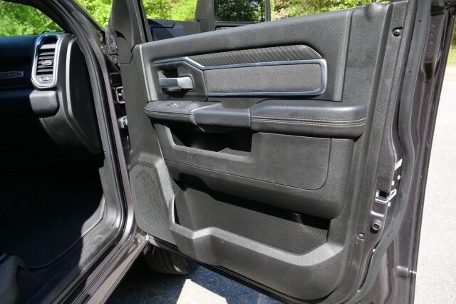 2025 Ram 3500 Big Horn 4X4 / Level 2 Plus Equipment / HO Diesel! High Point NC