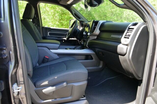 2025 Ram 3500 Big Horn 4X4 / Level 2 Plus Equipment / HO Diesel! High Point NC