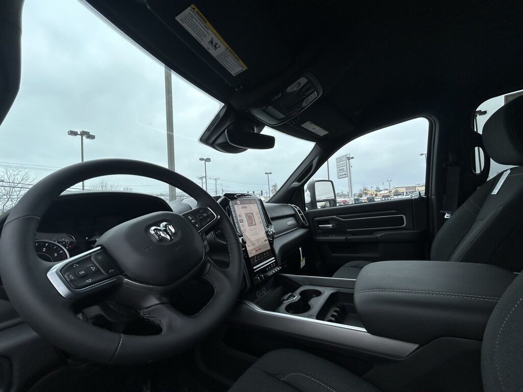 2025 Ram 3500 Big Horn Crestwood KY