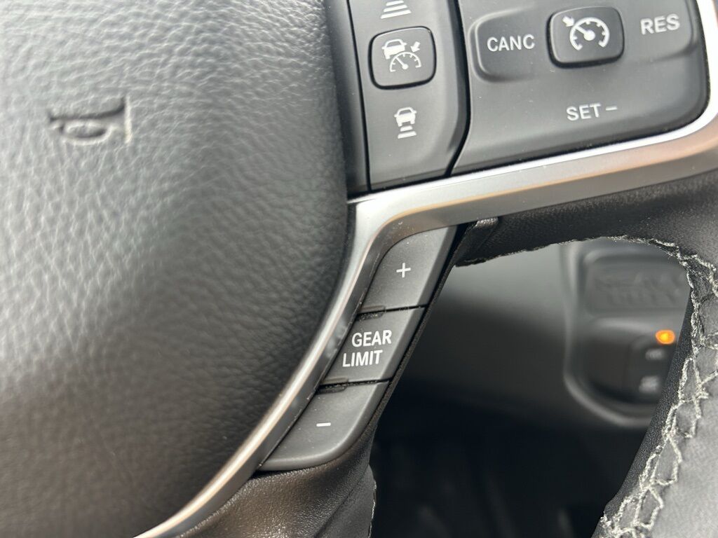 2025 Ram 3500 Big Horn Crestwood KY