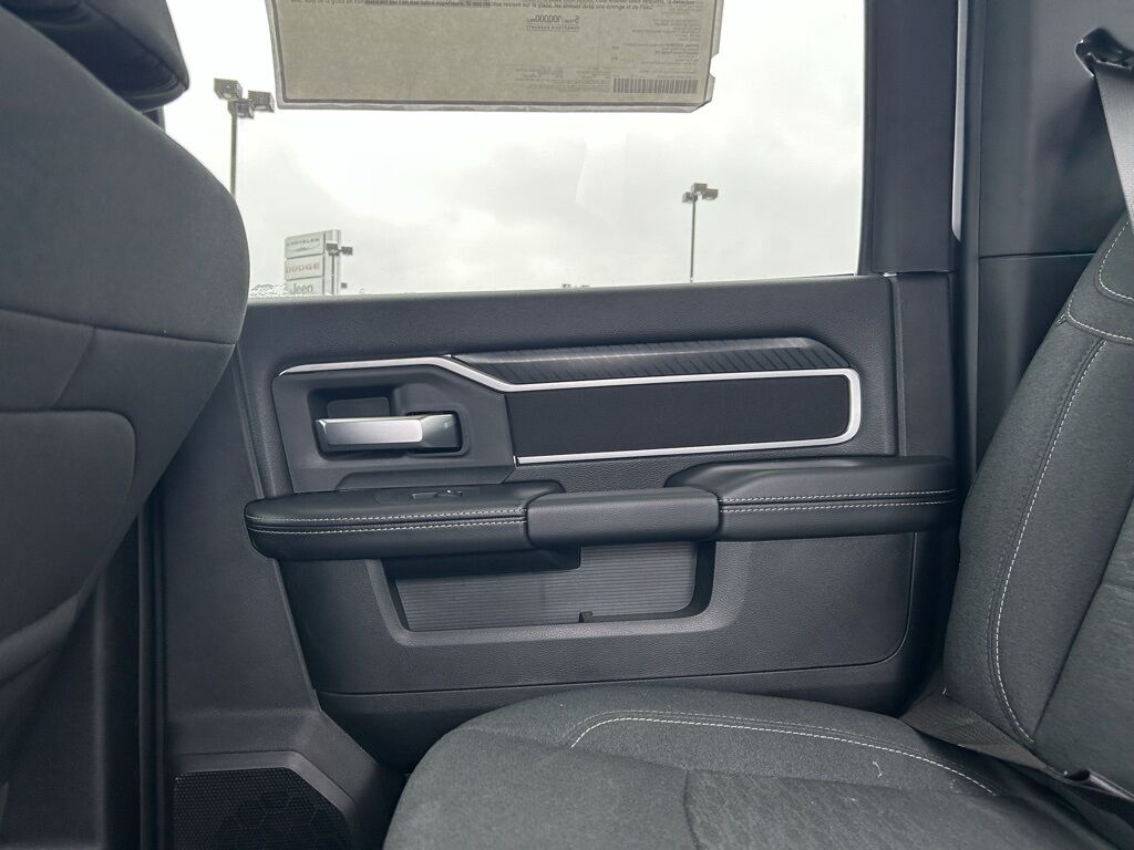 2025 Ram 3500 Big Horn Crestwood KY