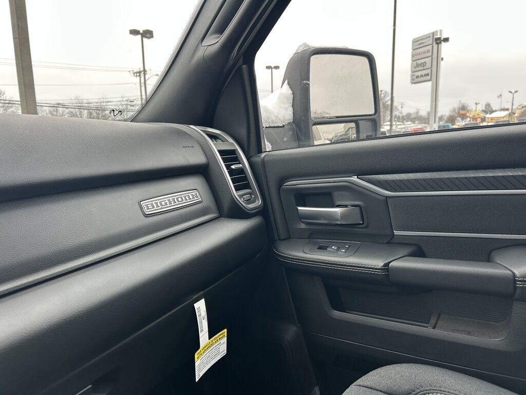 2025 Ram 3500 Big Horn Crestwood KY