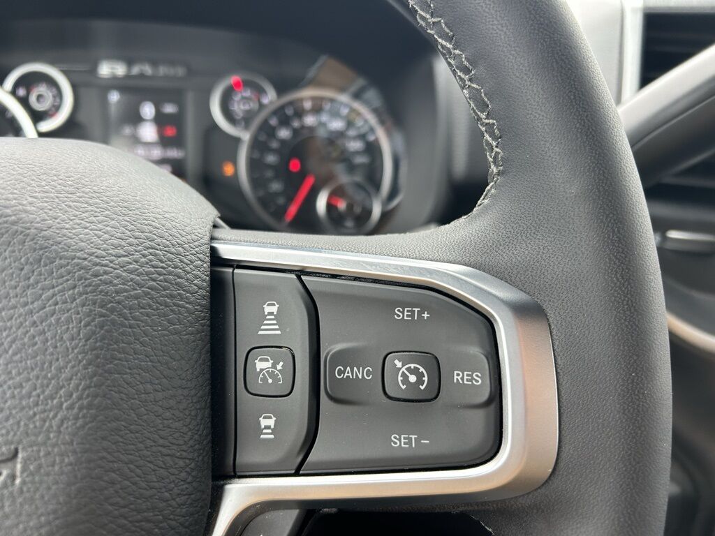 2025 Ram 3500 Big Horn Crestwood KY