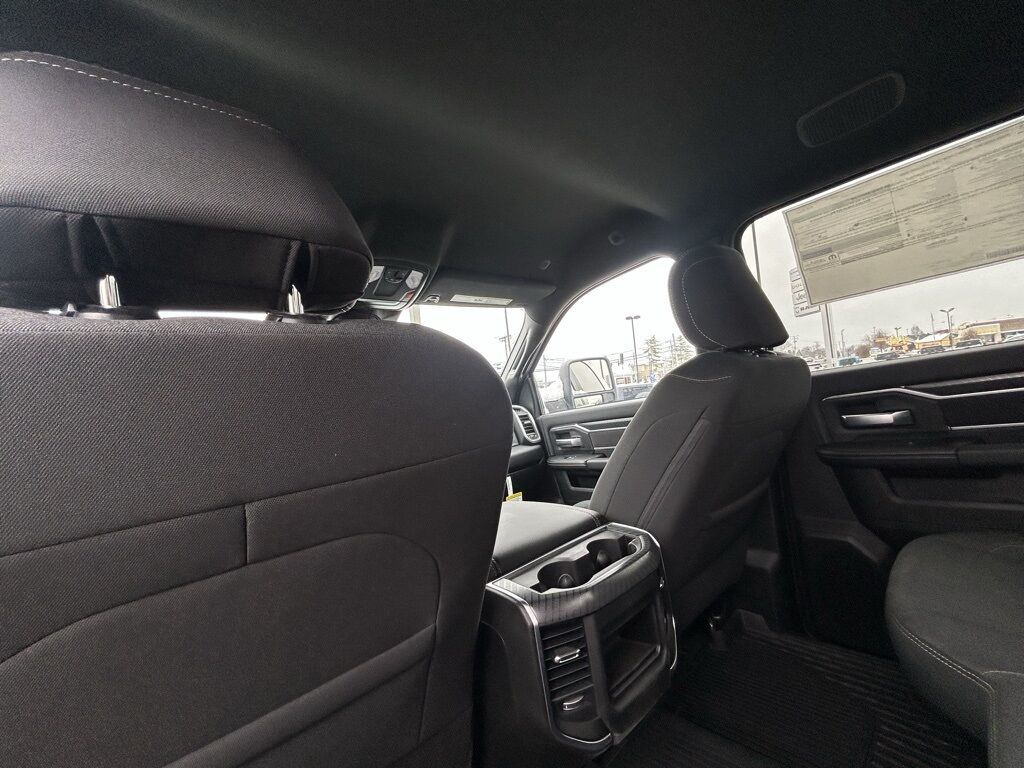 2025 Ram 3500 Big Horn Crestwood KY